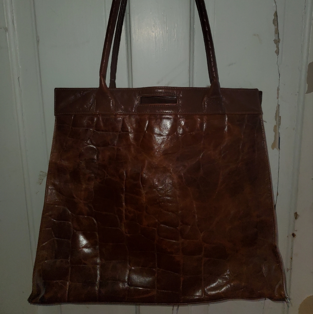 Roomy Reddish/Brown Croc-Embossed Tote Bag